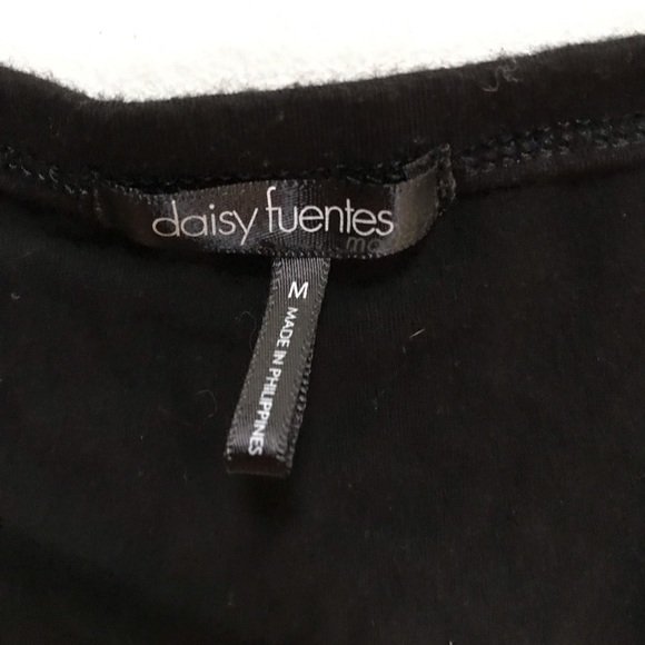 Daisy Fuentes size Medium Black 3/4 Sleeve Embellished Scoop Neck - Picture 5 of 6